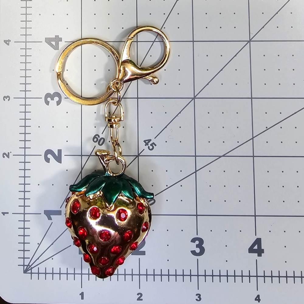 🍓 Charm | Strawberry Keychain Red Rhinestone Crystal bag purse 'Charm' - Picture 6 of 15